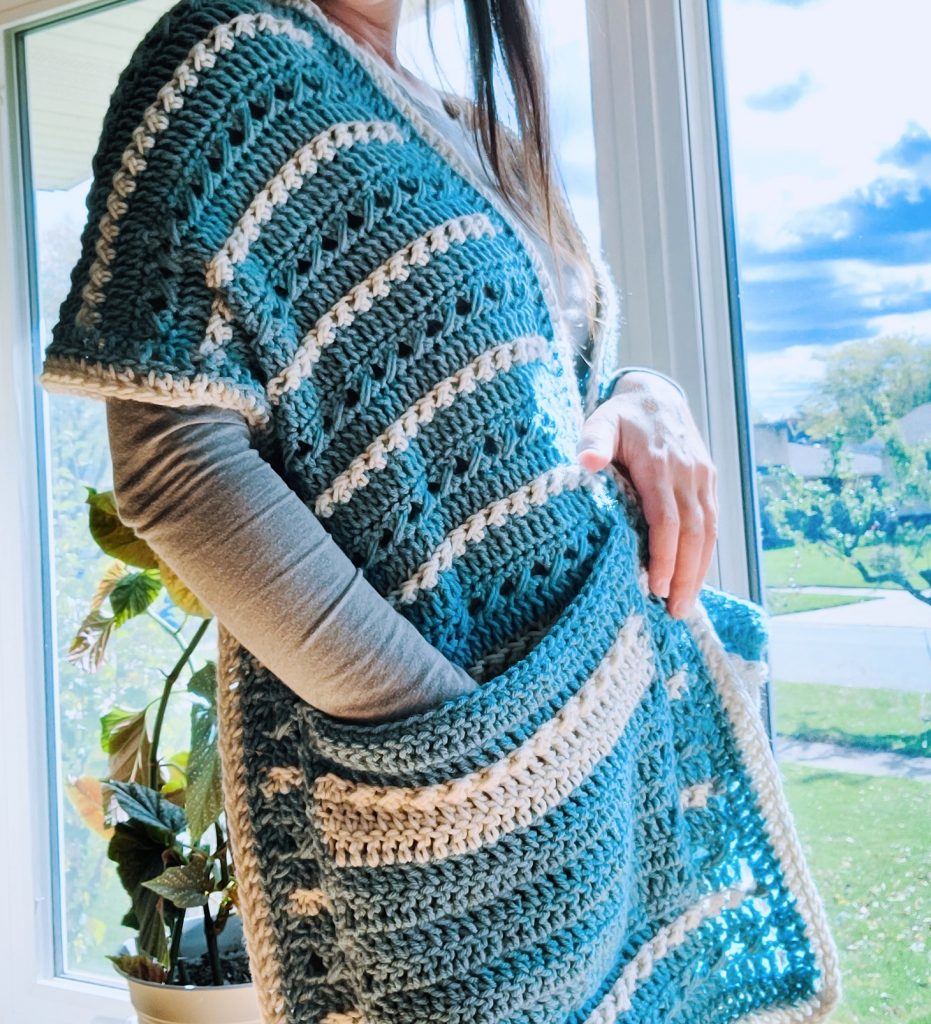 Crochet Beautiful Pocket Shawl