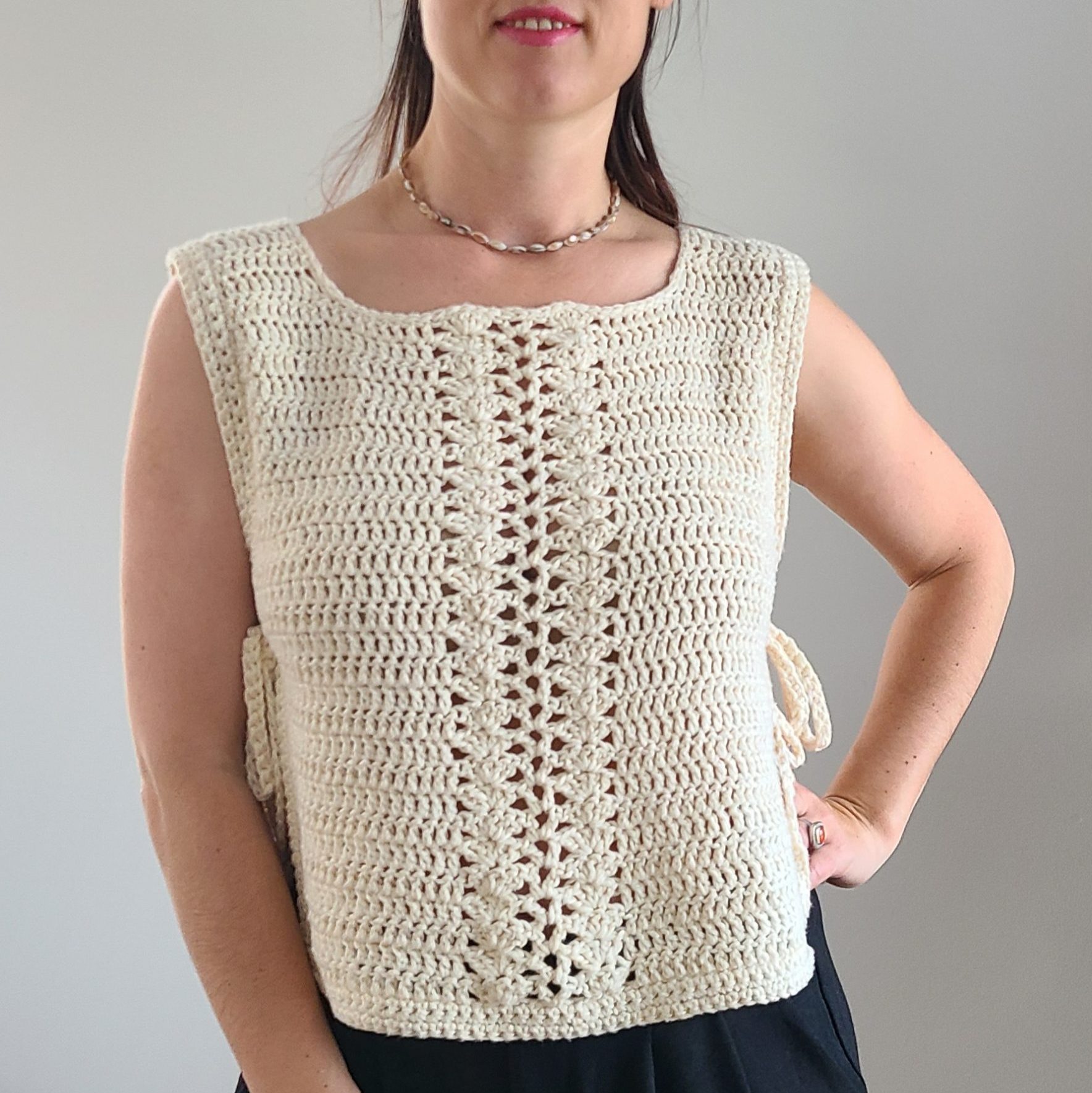 Solya Crochet Tie Vest – Free Pattern & Video Tutorial