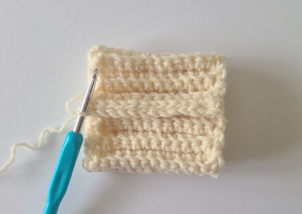 crochet beige ribbing