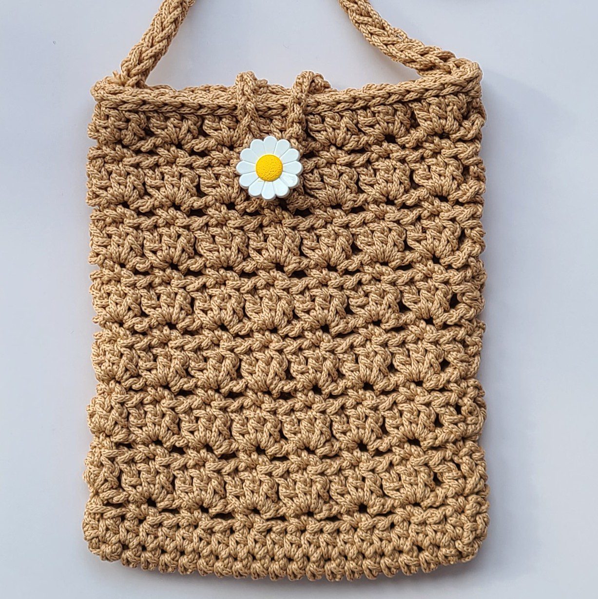 How to Crochet a Crossbody Bag (Easy Beginner Pattern)