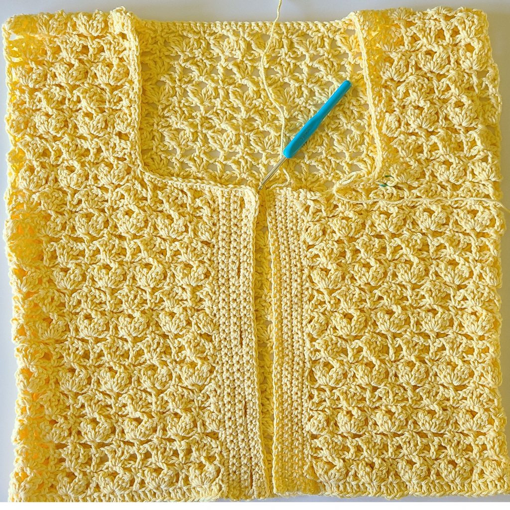 crochet vest front border with button band detail